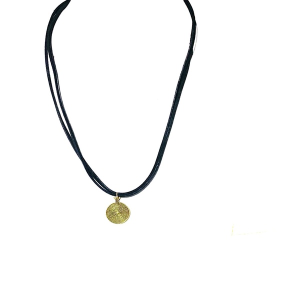 5/$20 Minimalist double corded suede choker w pendant - Picture 6 of 9
